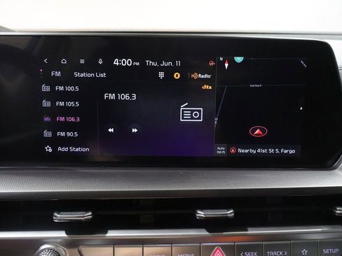 Used 2025 Kia Telluride S AWD/4WD image 32