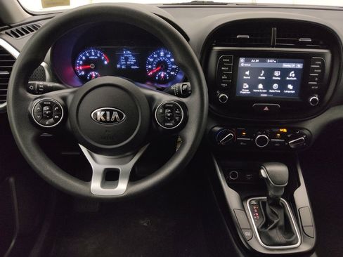 Used 2021 Kia Soul LX FWD image 22