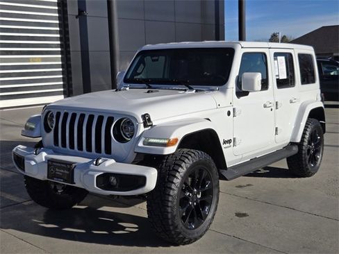 Used 2022 Jeep Wrangler Unlimited Sahara image 37