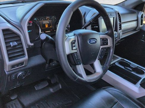 Used 2019 Ford F350 Lariat w/ Chrome Package image 9