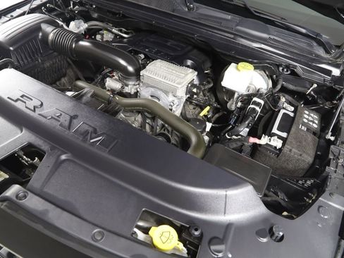Used 2023 RAM 1500 Big Horn AWD/4WD image 18