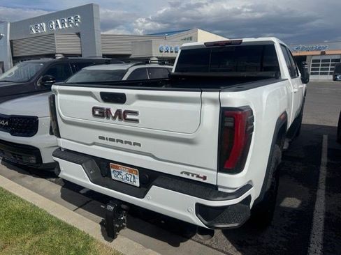 Used 2024 GMC Sierra 3500 AT4 w/ Technology Package AWD/4WD image 3