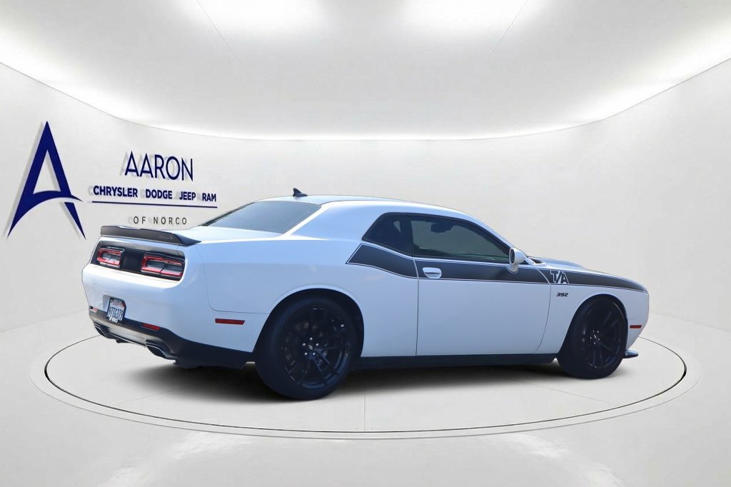 Certified 2017 Dodge Challenger T/A RWD image 4