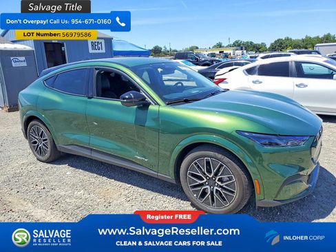 Used 2025 Ford Mustang Mach-E Premium RWD image 5