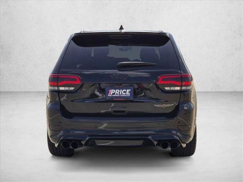Used 2018 Jeep Grand Cherokee Trackhawk AWD/4WD image 4