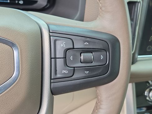 Used 2022 GMC Yukon Denali AWD/4WD image 19