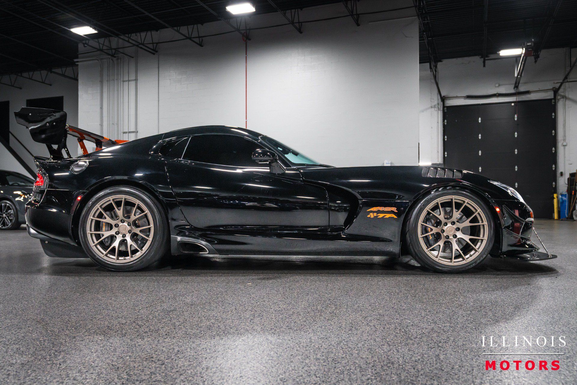 Used 2016 Dodge Viper SRT-10 w/ TA 1.0 Package RWD image 6