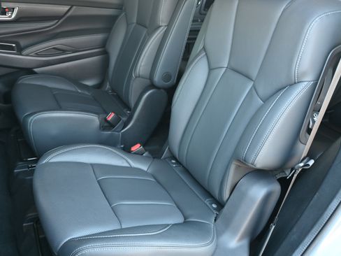 Certified 2025 Subaru Ascent Limited image 30