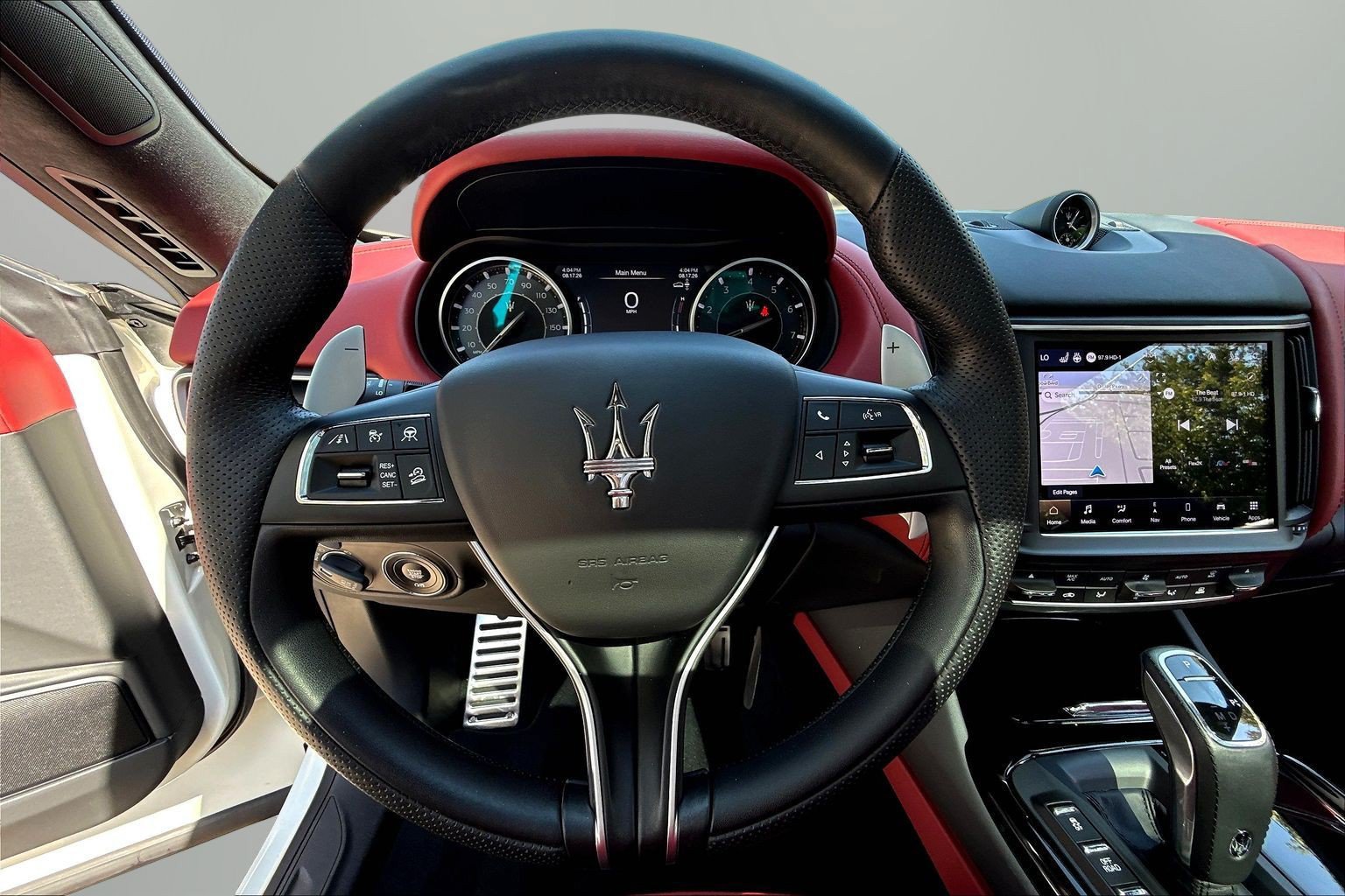 Used 2022 Maserati Levante GT AWD/4WD image 10