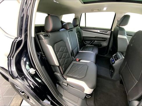 New 2026 Volkswagen Atlas Peak Edition AWD/4WD image 10
