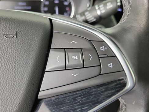 Certified 2024 Cadillac XT5 Premium Luxury FWD image 22