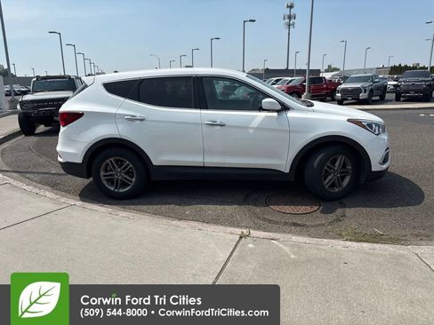 Used 2018 Hyundai Santa Fe Sport AWD/4WD image 4