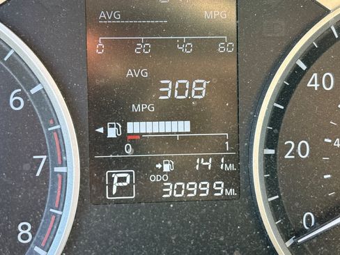 Certified 2021 Nissan Kicks S FWD image 27