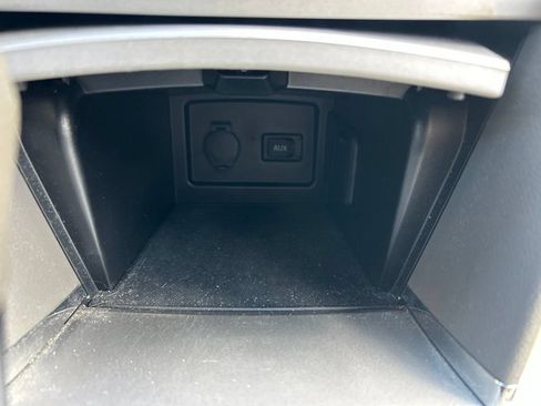 Used 2009 Toyota Camry LE FWD image 31