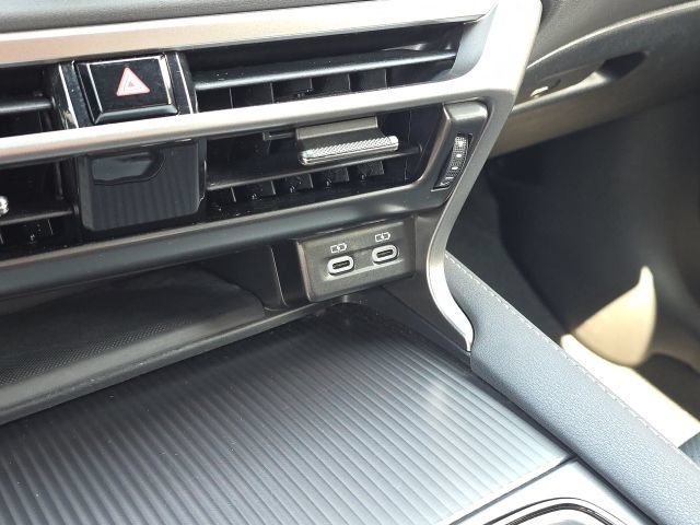 Used 2024 Lexus RX 350 F Sport w/ Convenience Package AWD/4WD image 36