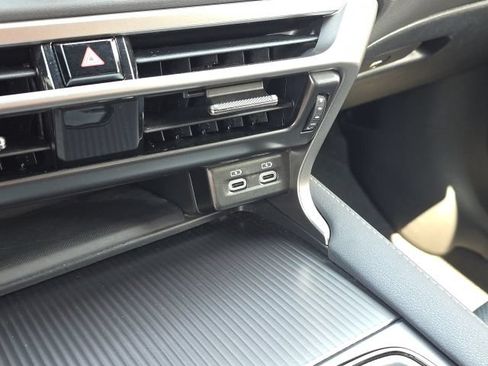 Used 2024 Lexus RX 350 F Sport w/ Convenience Package AWD/4WD image 36