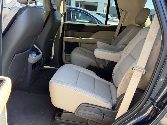 Certified 2022 Lincoln Navigator 4WD image 14