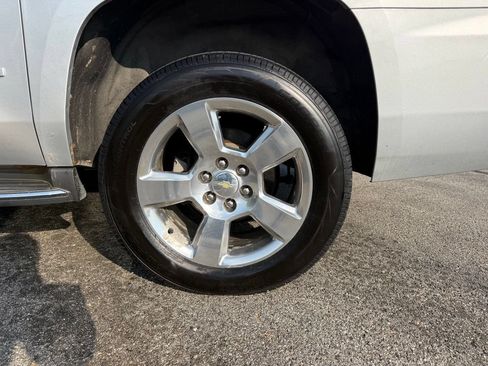 Used 2016 Chevrolet Suburban LTZ AWD/4WD image 36