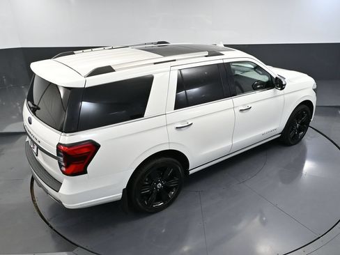 Used 2024 Ford Expedition Platinum AWD/4WD image 59