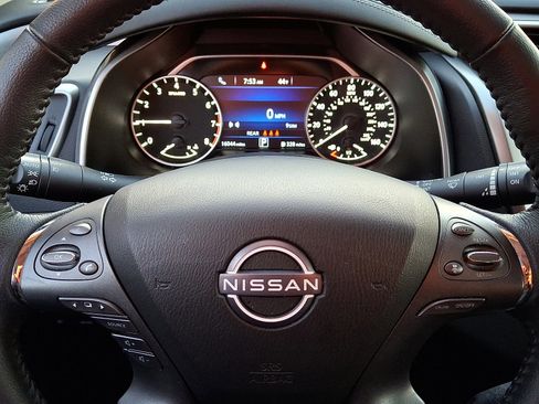 Certified 2024 Nissan Murano SV w/ SV Midnight Edition Package image 18