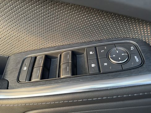 Certified 2024 Lexus GX 550 w/ Cold Area Package AWD/4WD image 14
