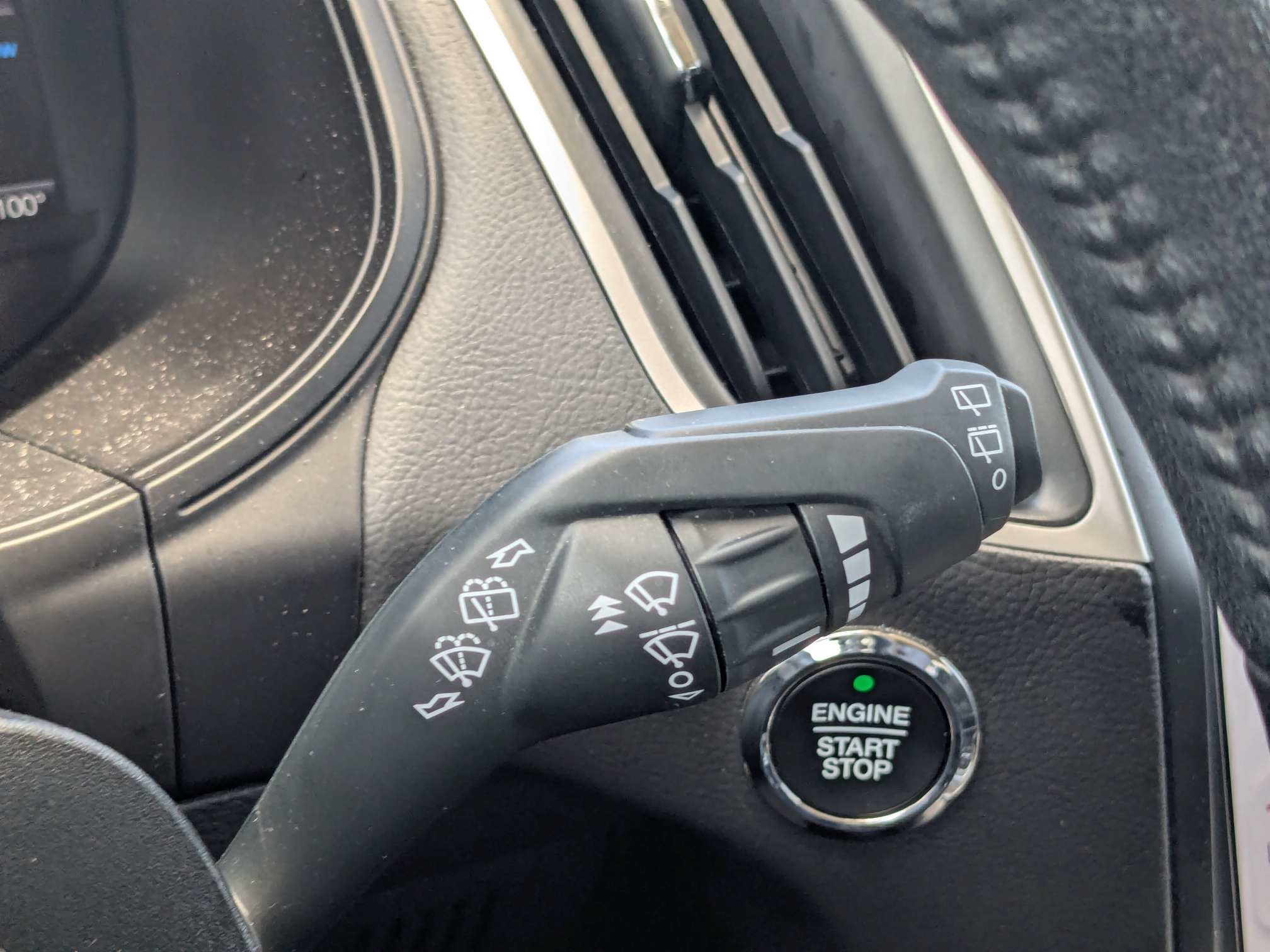Used 2024 Ford Edge SEL AWD/4WD image 28