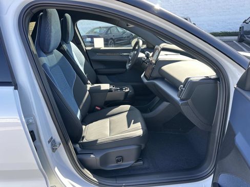 New 2026 Volvo EX30 Plus w/ Climate Package image 20
