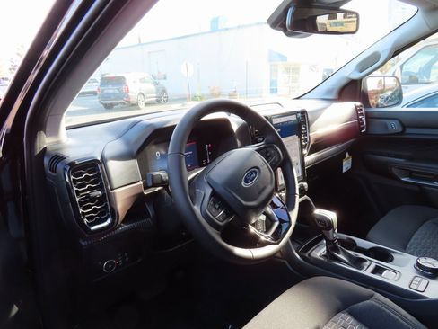 New 2025 Ford Ranger XLT w/ FX4 Off-Road Package image 8