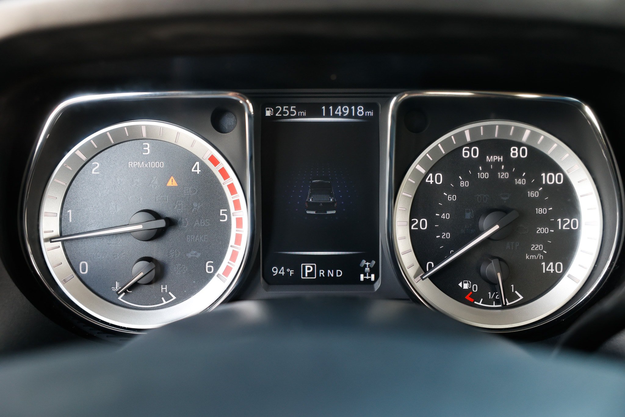 Used 2017 Nissan Titan SV AWD/4WD image 30