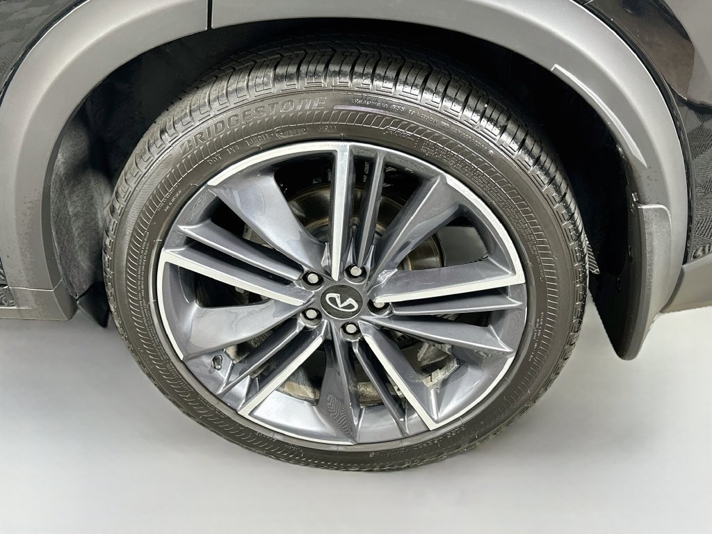 Used 2023 INFINITI QX50 Sport AWD/4WD image 32
