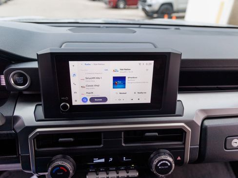 Used 2025 Toyota 4Runner Limited image 24