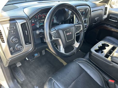 Used 2018 GMC Sierra 1500 SLE w/ SLE Value Package AWD/4WD image 15