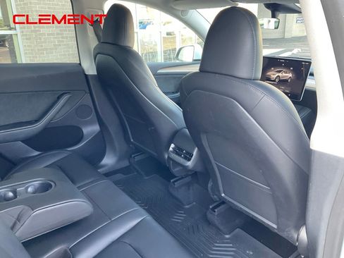 Used 2023 Tesla Model Y Performance AWD/4WD image 31