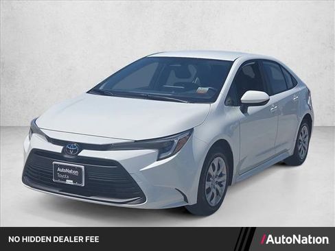 Certified 2026 Toyota Corolla LE FWD image 1