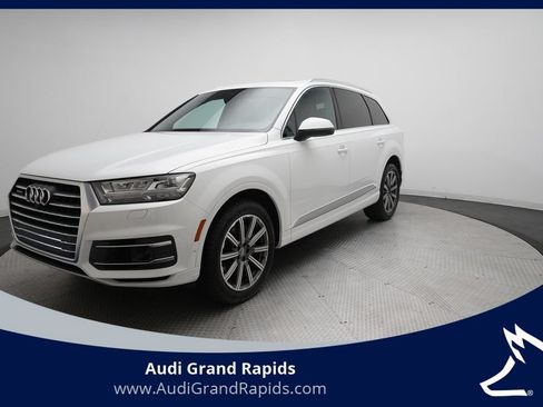 Used 2019 Audi Q7 3.0T Prestige w/ Prestige Package AWD/4WD image 1
