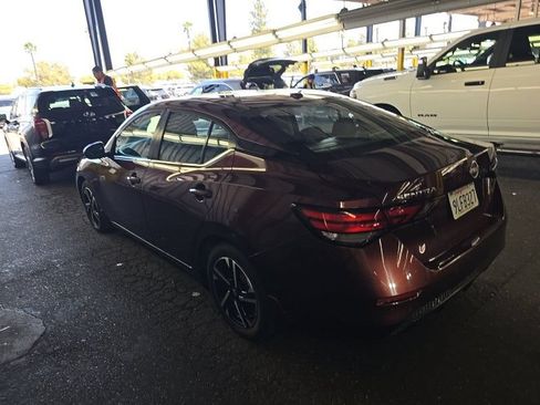 Used 2024 Nissan Sentra SV FWD image 4