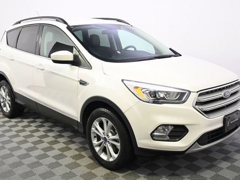 Used 2018 Ford Escape SEL image 8