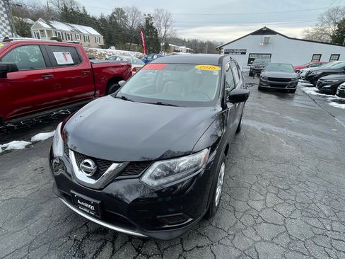 Used 2016 Nissan Rogue S image 15