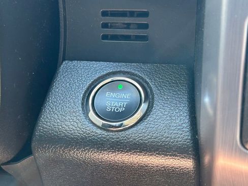 Used 2019 Ford Expedition Platinum RWD image 32