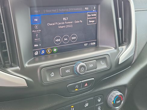 Used 2023 GMC Terrain SLE w/ Elevation Edition FWD image 23