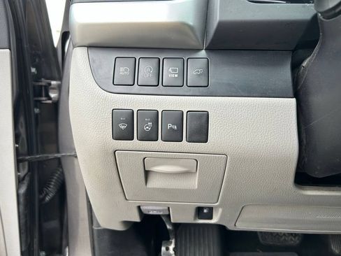 Used 2019 Toyota Highlander Limited Platinum AWD/4WD image 18