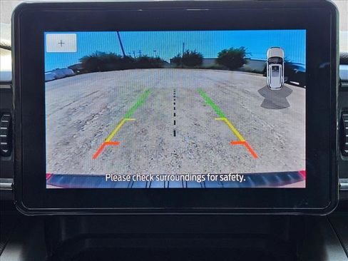 Used 2022 Ford Explorer XLT w/ Equipment Group 202A RWD image 13