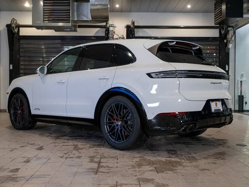 New 2026 Porsche Cayenne GTS AWD/4WD image 3