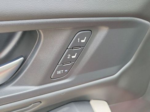 Used 2024 Honda Accord EX-L image 13