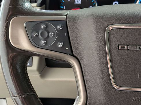 Used 2018 GMC Yukon XL Denali RWD image 14