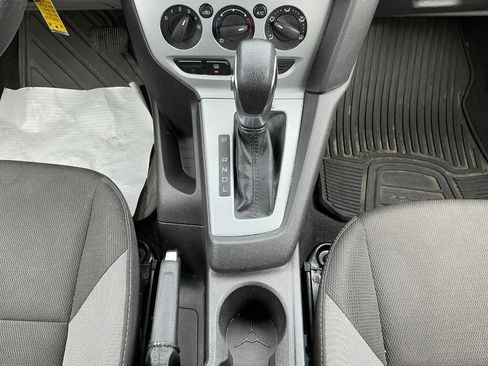 Used 2013 Ford Focus SE image 18