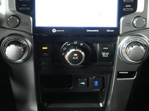 Used 2023 Toyota 4Runner SR5 Premium w/ Moonroof Package AWD/4WD image 22