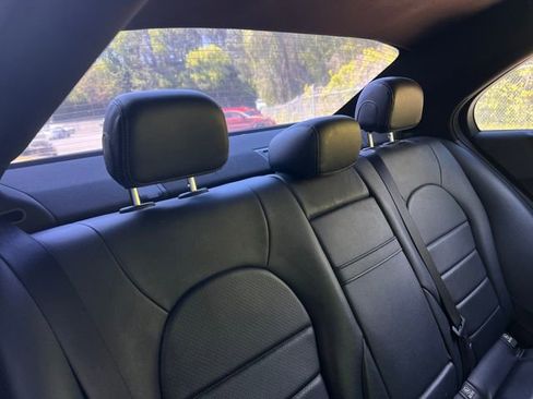 Used 2019 Mercedes-Benz C 300 Sedan image 29