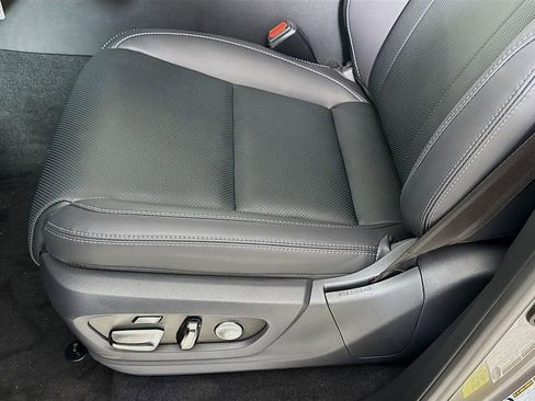 New 2026 Lexus LX 600 4WD w/ Luxury Package image 21