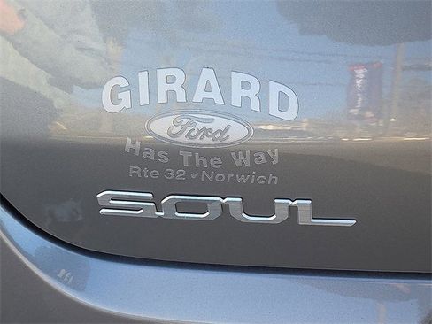 Used 2023 Kia Soul GT-Line image 31